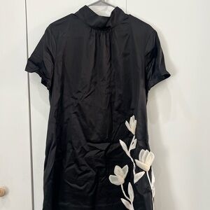 STAUD MINI ILANA BLACK SATIN WITH FLORAL DETAIL